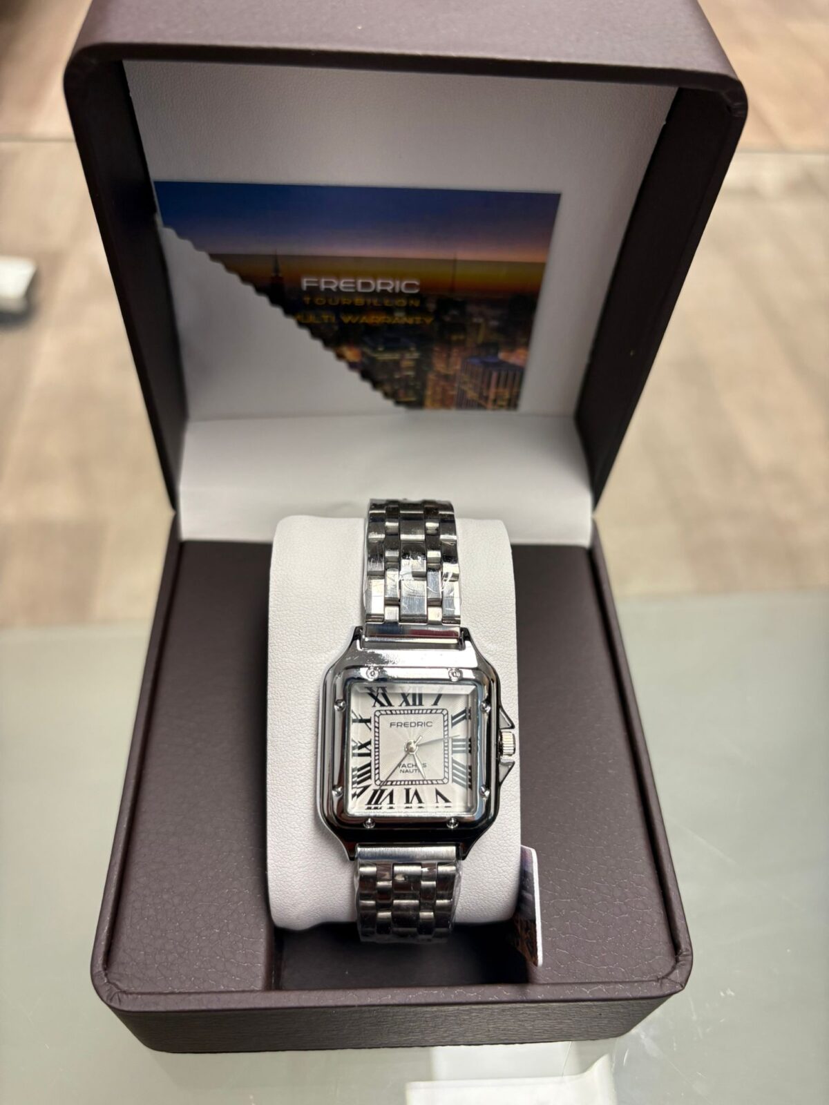 FREDRIC Quarz Edelstahl Quadratische Silberuhr