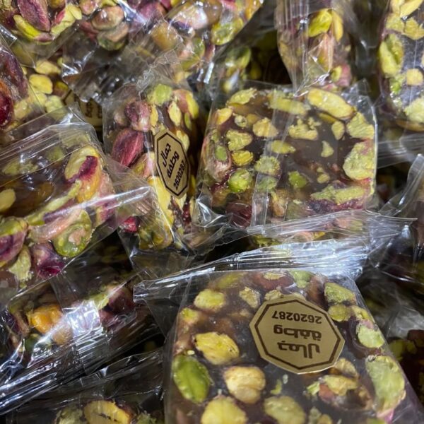 راحة بالفستق دائرية 500غ جمال وطفة